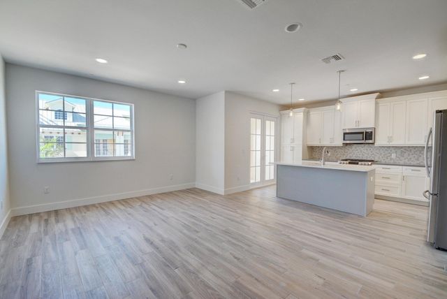 3770 County Line Road C2, Tequesta, FL 33469