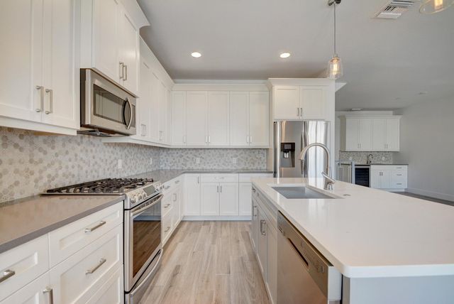 3770 County Line Road C2, Tequesta, FL 33469