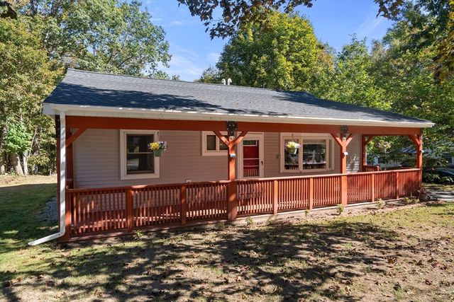 18 Edgewood, Dr, Holden, MA 01520