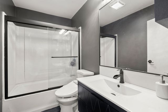 18 Edgewood, Dr, Holden, MA 01520