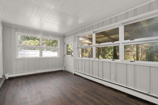 18 Edgewood, Dr, Holden, MA 01520