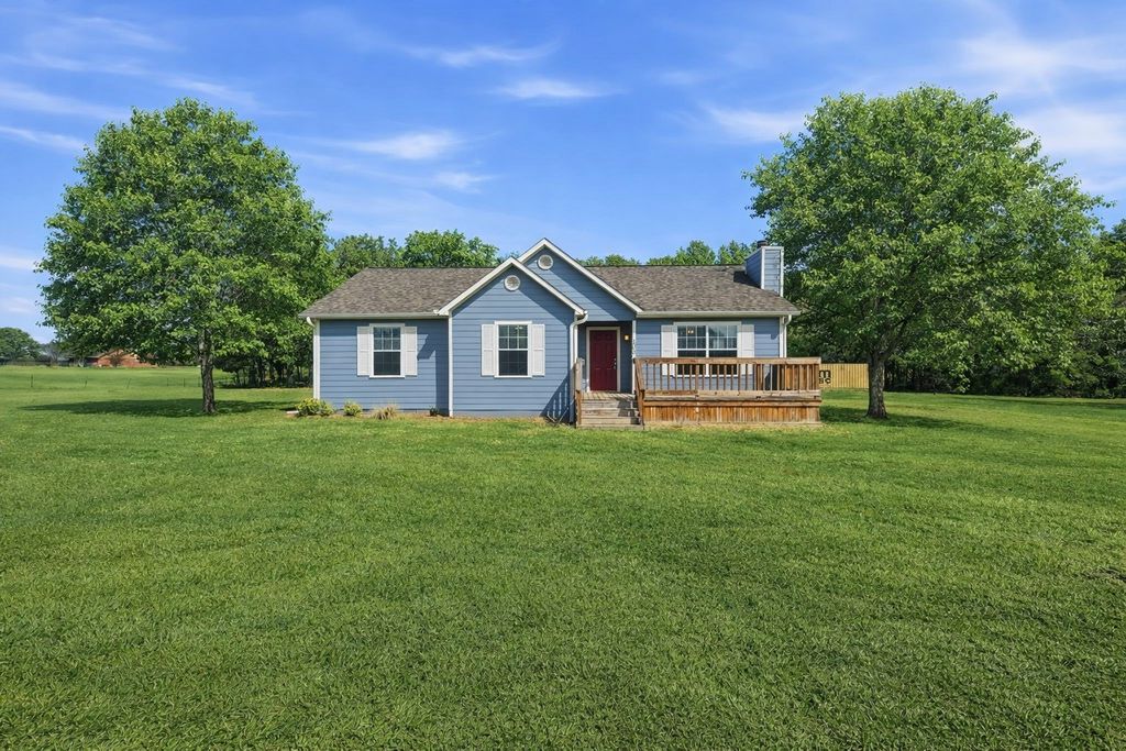 103 Colt Drive, Sadler, TX 76264