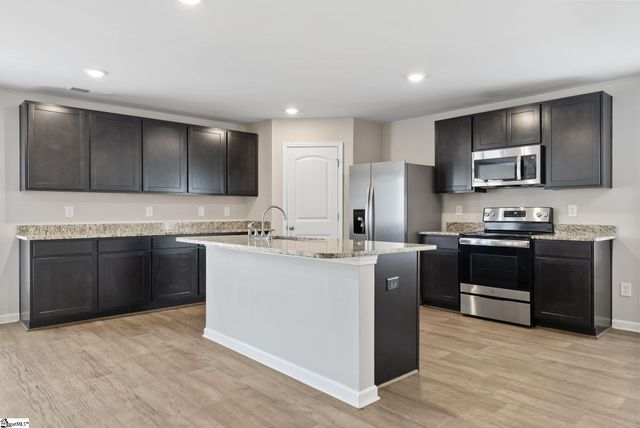 105 Echline Street, Fountain Inn, SC 29644