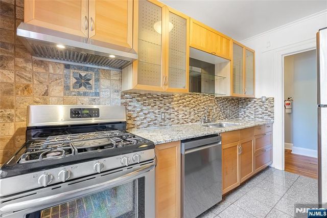 275 Engle Street G1, Englewood, NJ 07631