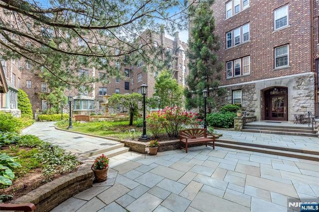 275 Engle Street G1, Englewood, NJ 07631