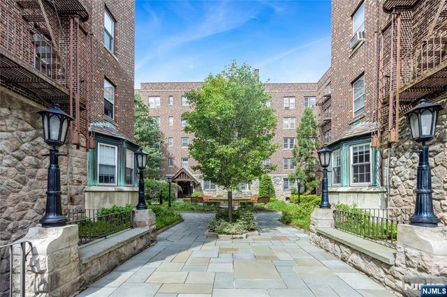 275 Engle Street G1, Englewood, NJ 07631