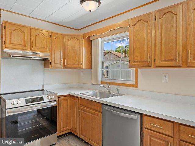 20 HUNTINGTON LN, Willingboro, NJ 08046
