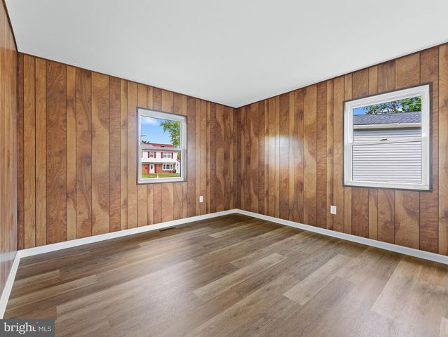 20 HUNTINGTON LN, Willingboro, NJ 08046