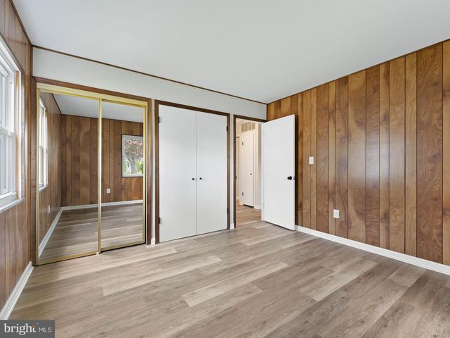 20 HUNTINGTON LN, Willingboro, NJ 08046