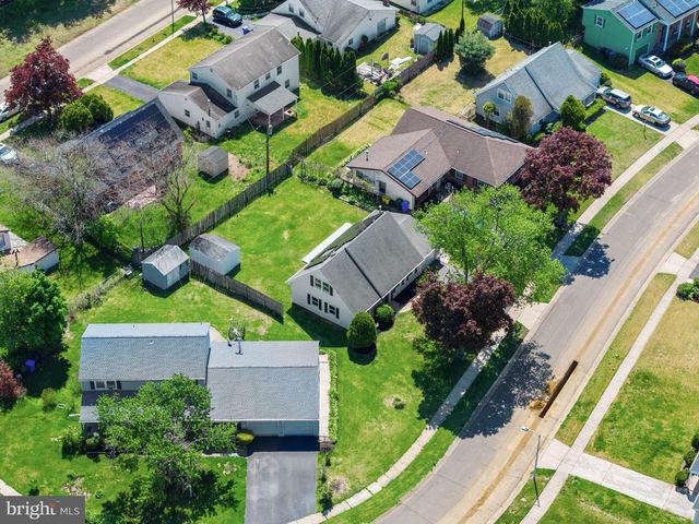 20 HUNTINGTON LN, Willingboro, NJ 08046