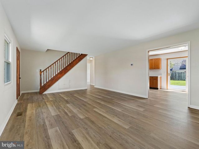 20 HUNTINGTON LN, Willingboro, NJ 08046