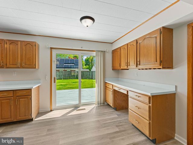 20 HUNTINGTON LN, Willingboro, NJ 08046