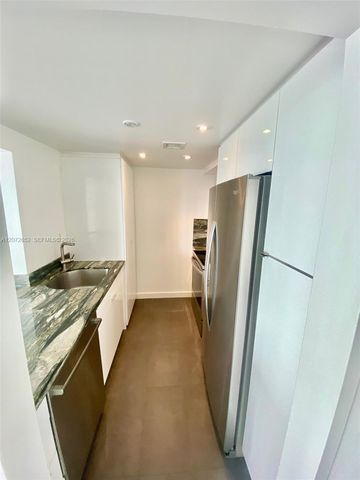 1200 West Avenue 815, Miami Beach, FL 33139