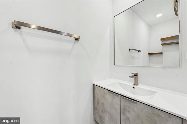 5616 FLORENCE AVE, Philadelphia, PA 19143