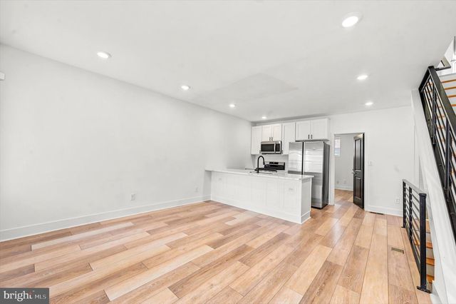 5616 FLORENCE AVE, Philadelphia, PA 19143
