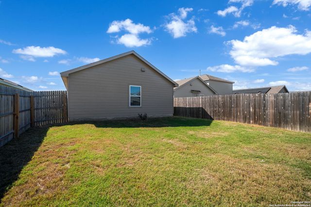 12935 Deep Eddy, St Hedwig, TX 78152