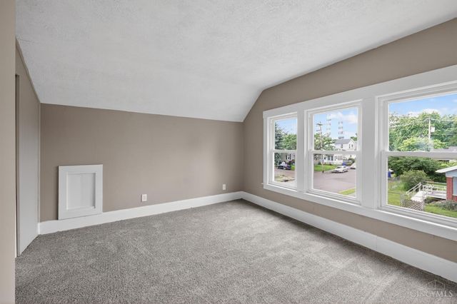 2074 Benninghofen Avenue, Hamilton, OH 45015