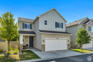 1046 W STONEHAVEN DR, North Salt Lake, UT 84054
