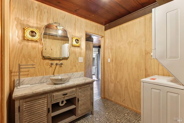 14619 Eagle Nest Ln, Guerneville, CA 95446