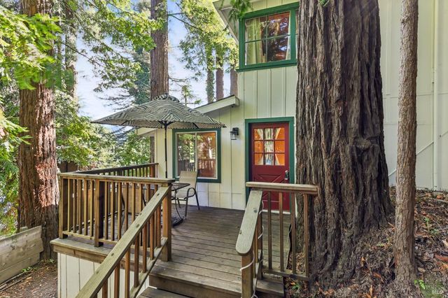 14619 Eagle Nest Ln, Guerneville, CA 95446