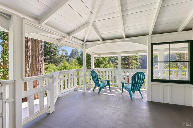 14619 Eagle Nest Ln, Guerneville, CA 95446