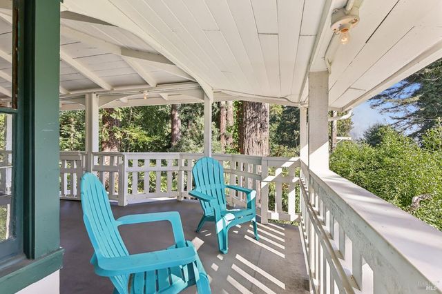 14619 Eagle Nest Ln, Guerneville, CA 95446