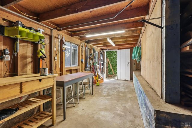 14619 Eagle Nest Ln, Guerneville, CA 95446