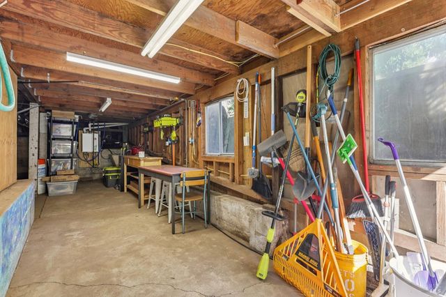 14619 Eagle Nest Ln, Guerneville, CA 95446