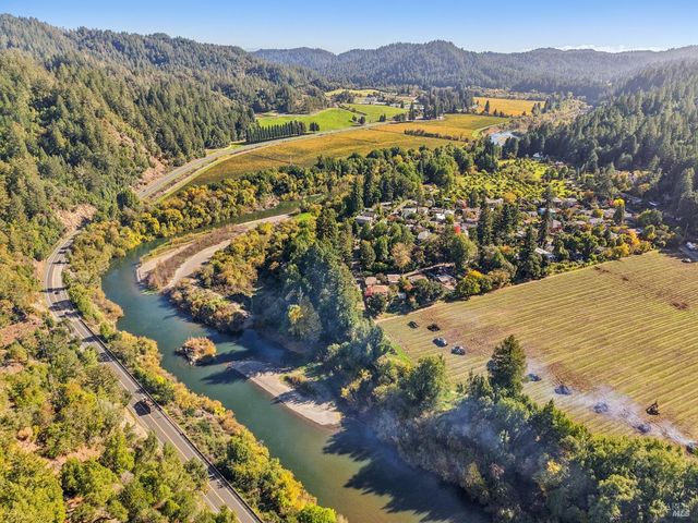 14619 Eagle Nest Ln, Guerneville, CA 95446