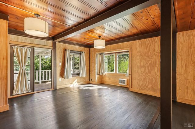 14619 Eagle Nest Ln, Guerneville, CA 95446