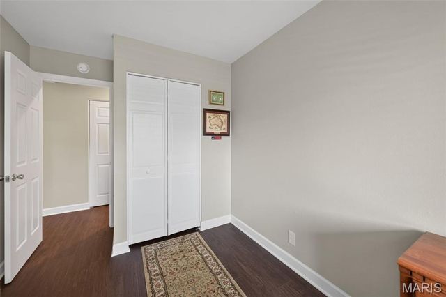 10065 N Bunker Hill Drive B, St Louis, MO 63123