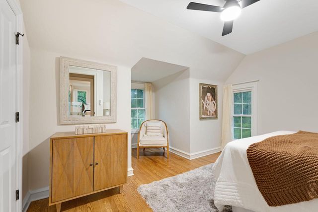 4821 W Elmdale ROAD, Mequon, WI 53092