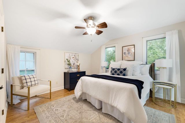 4821 W Elmdale ROAD, Mequon, WI 53092