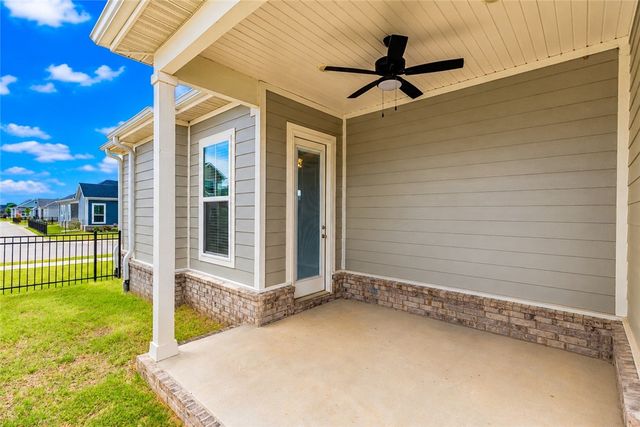 6760 Autumn Avenue, Springdale, AR 72762