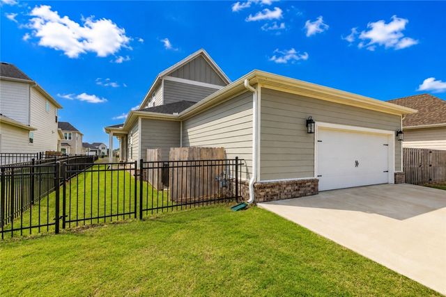 6760 Autumn Avenue, Springdale, AR 72762