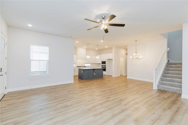 6760 Autumn Avenue, Springdale, AR 72762