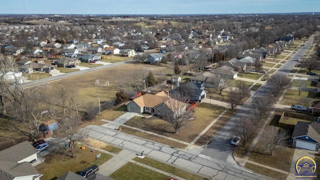 2700 SW Rother RD, Topeka, KS 66614