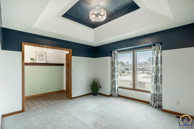 2700 SW Rother RD, Topeka, KS 66614