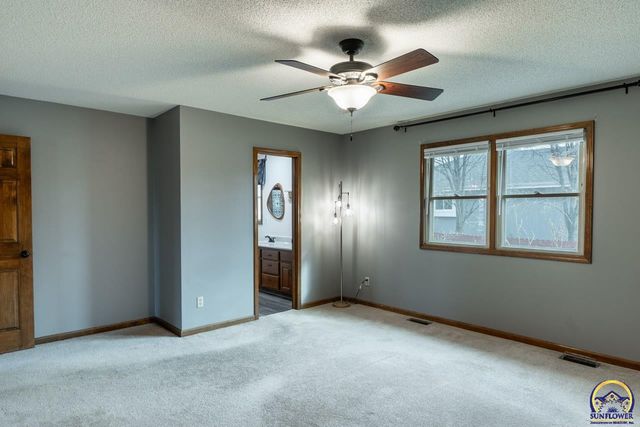 2700 SW Rother RD, Topeka, KS 66614