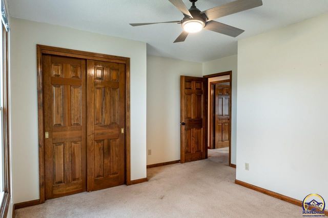 2700 SW Rother RD, Topeka, KS 66614