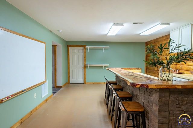 2700 SW Rother RD, Topeka, KS 66614