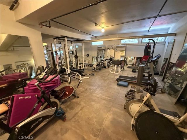 2121 James M Wood 110, Los Angeles, CA 90006