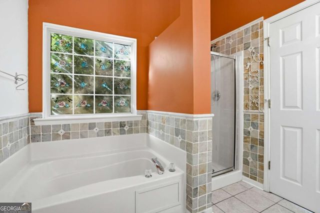 3665 Charlton Ives Drive NW, Lilburn, GA 30047