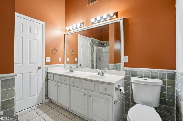 3665 Charlton Ives Drive NW, Lilburn, GA 30047