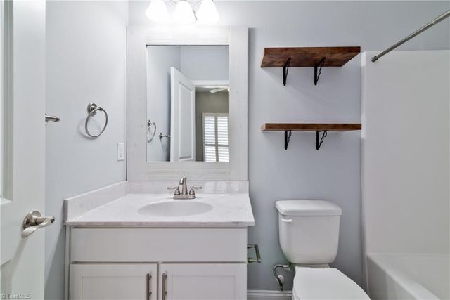 611 Riverside Drive, Mount Airy, NC 27030