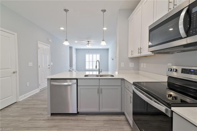 611 Riverside Drive, Mount Airy, NC 27030