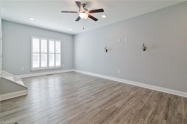 611 Riverside Drive, Mount Airy, NC 27030