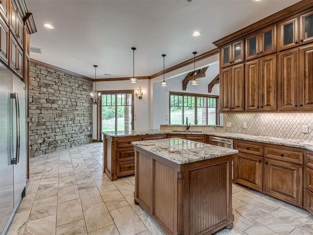 3600 Winding Lake Circle, Arcadia, OK 73007