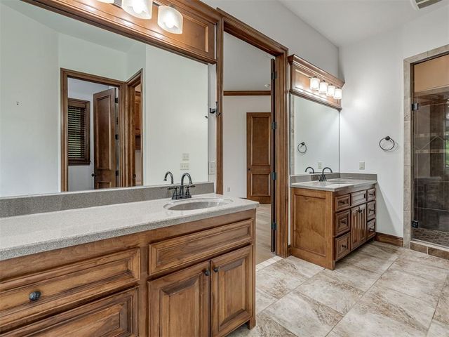 3600 Winding Lake Circle, Arcadia, OK 73007