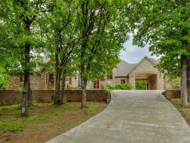 3600 Winding Lake Circle, Arcadia, OK 73007
